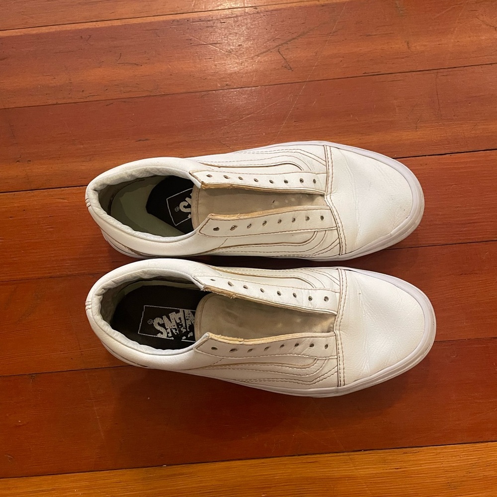 🍓3/$20🍓 Vans Leather White Sneakers